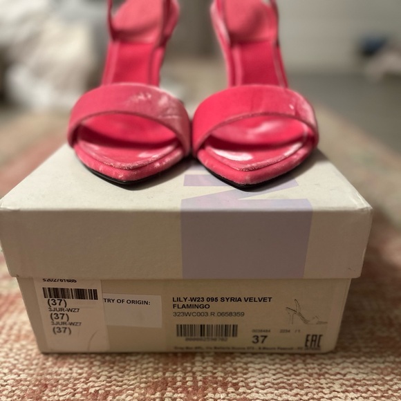 3JUIN Pink Velvet Lily Heels - Picture 2 of 5